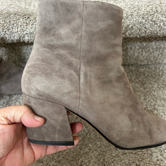 Botkier Sasha Suede Pointed Toe taupe grey Bootie. EUC. 7.5. Suede heel. Classic - Picture 10 of 15